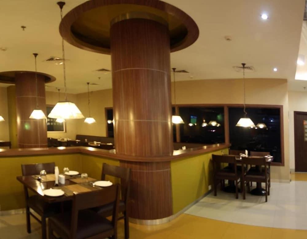 Hotel Manesar 구르가온 외부 사진