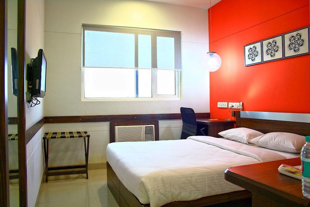 Hotel Manesar 구르가온 외부 사진