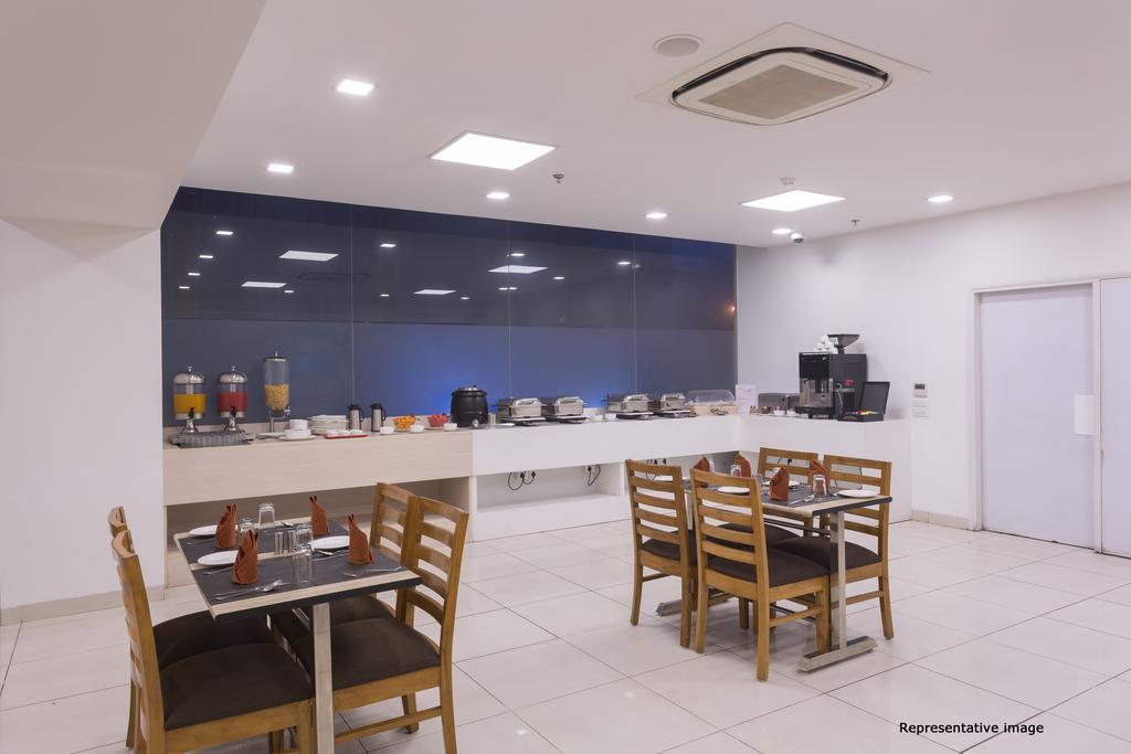 Hotel Manesar 구르가온 외부 사진