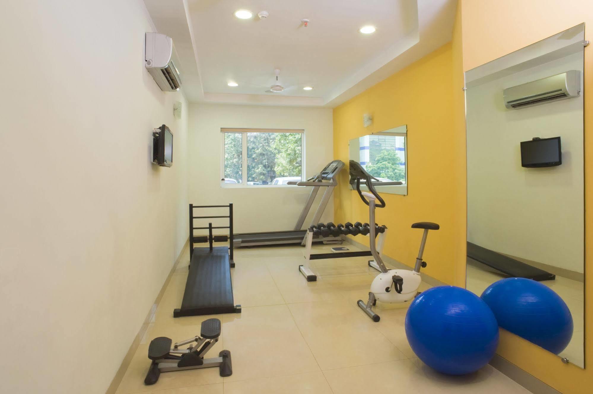 Hotel Manesar 구르가온 외부 사진